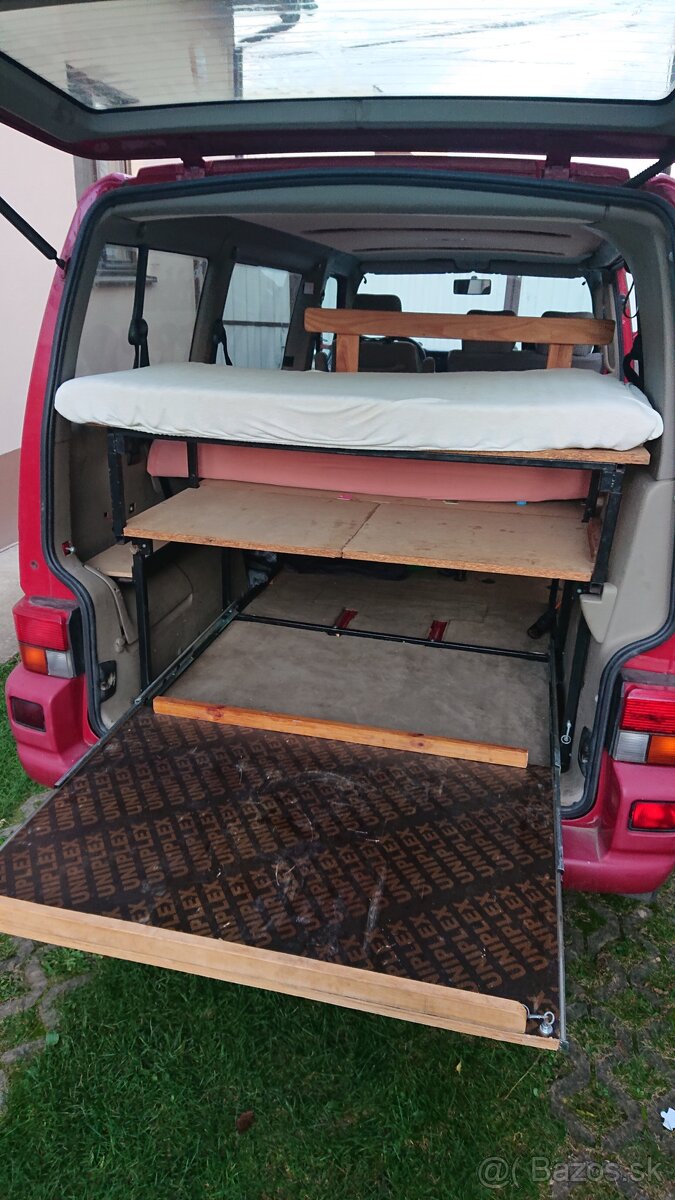 Predam VW T4 Caravelle...2,5 Tdi...75kw... 1997...263tis - 17