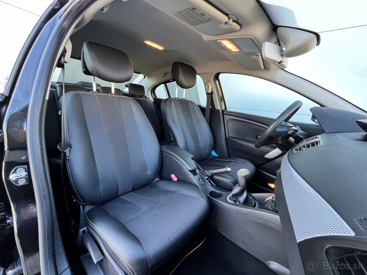 Renaul fluence 1.6 benzín - 17
