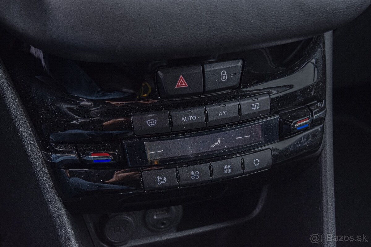 Peugeot 208 1.2 PureTech - 17