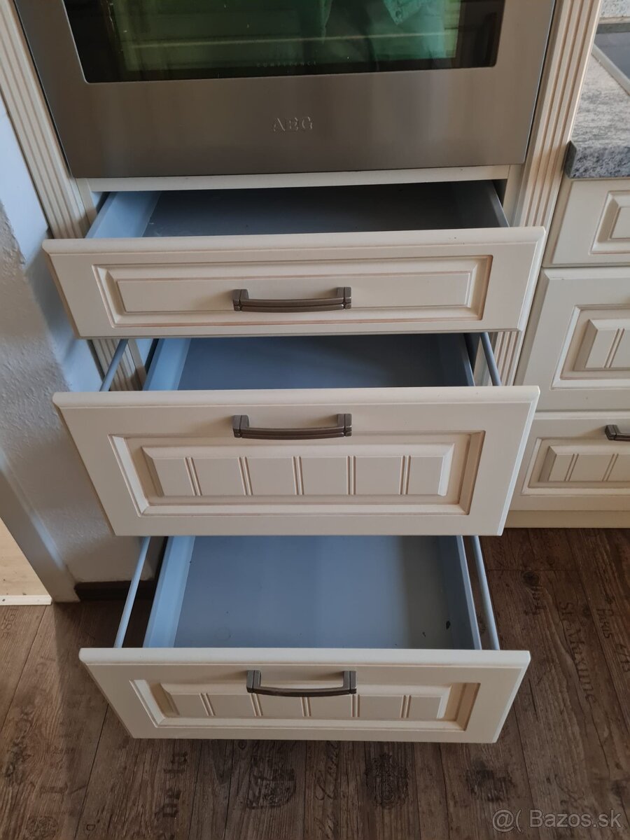 Kuchyňa so spotrebičmi - 500 cm - 17