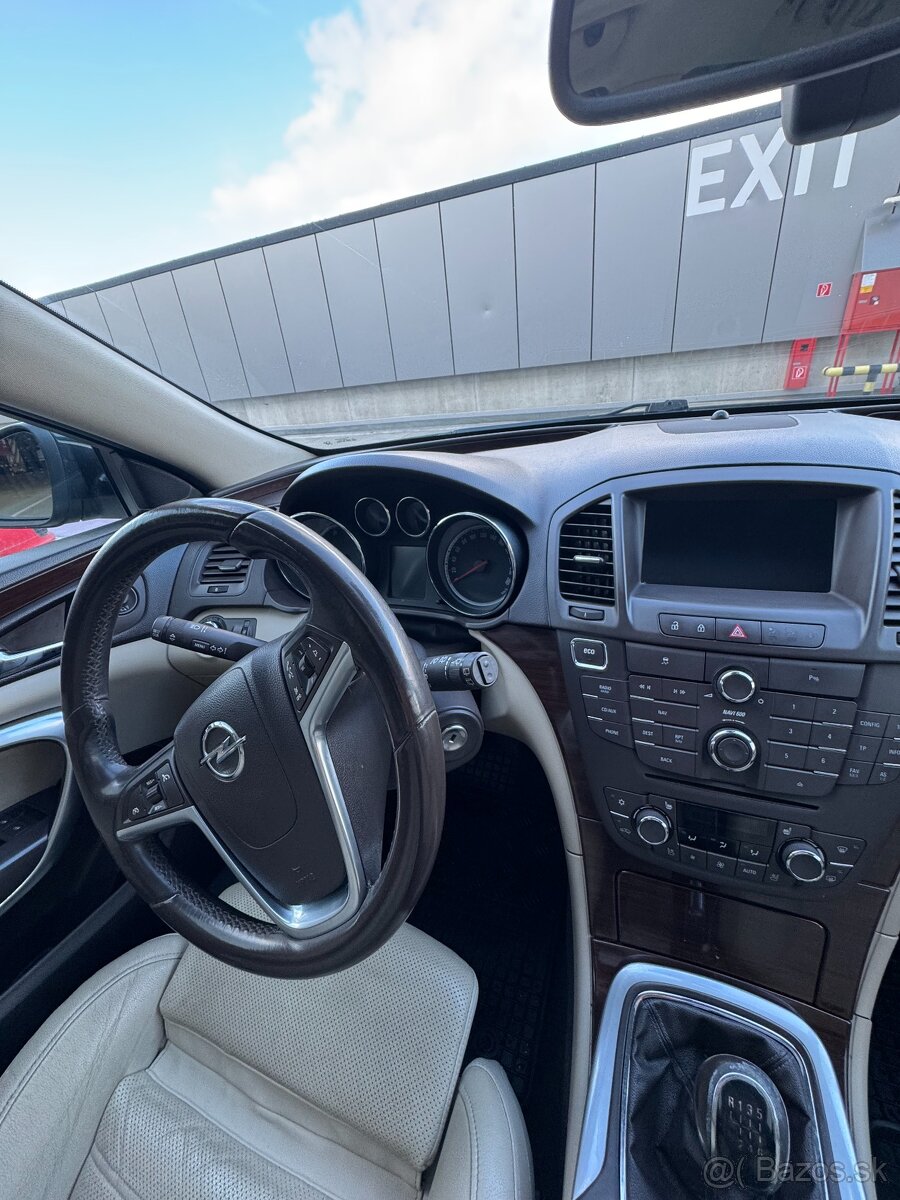 Opel Insignia 2012 Sport Tour 160k - 17