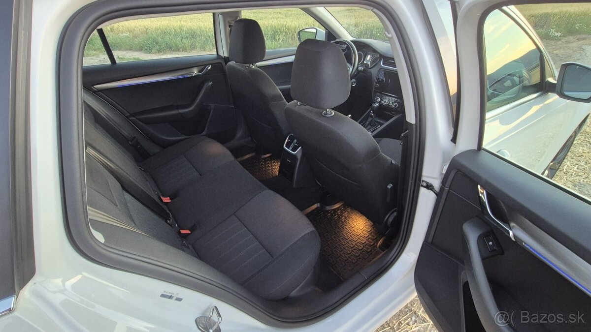 💥 ŠKODA OCTAVIA COMBI DSG 💥 - 17