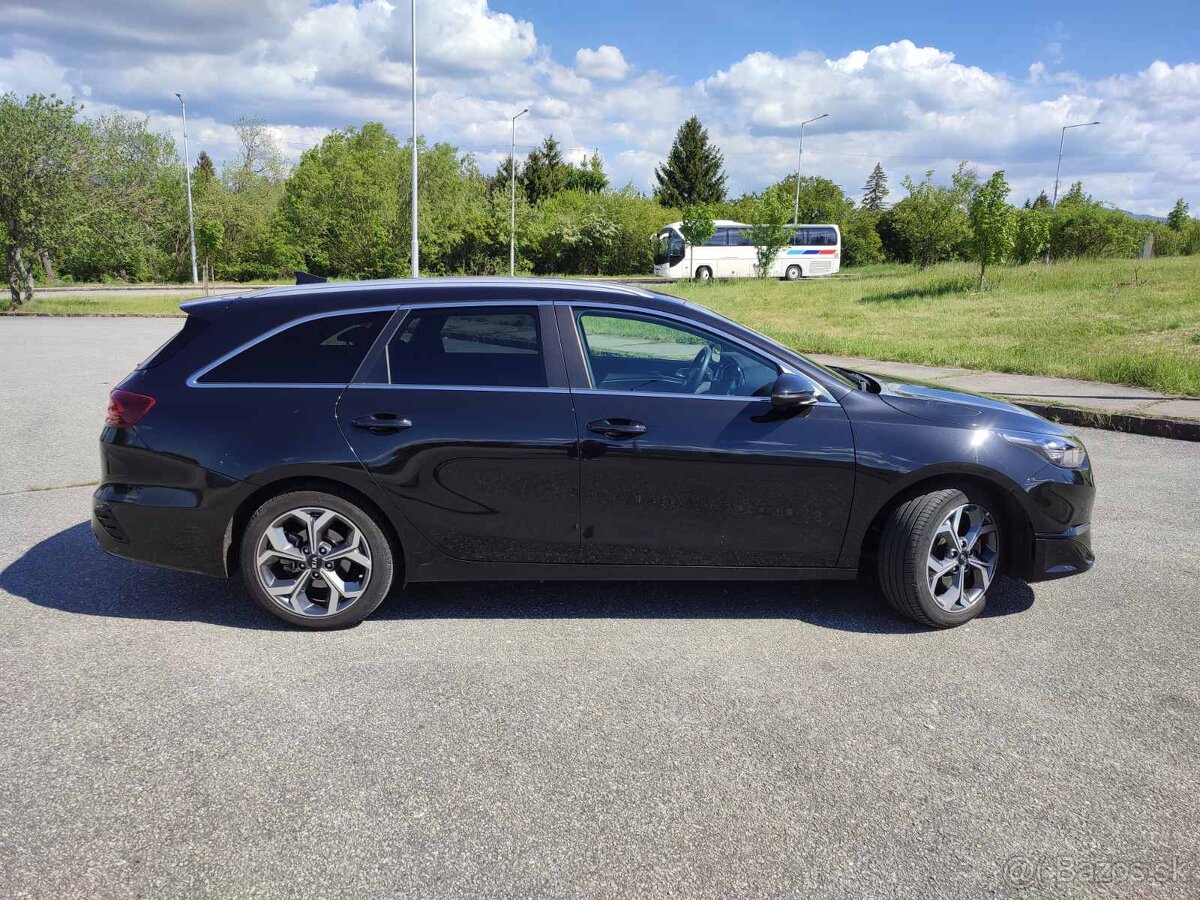 Kia Ceed 2025 Gold – čiern - 17