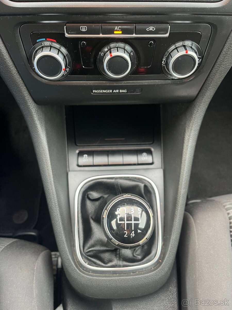 Volkswagen VW Golf VI 1,6TDi - 17