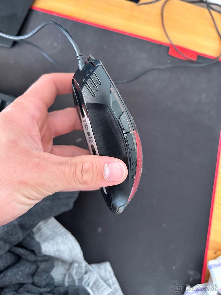 Predám notebook s príslušenstvom - 17