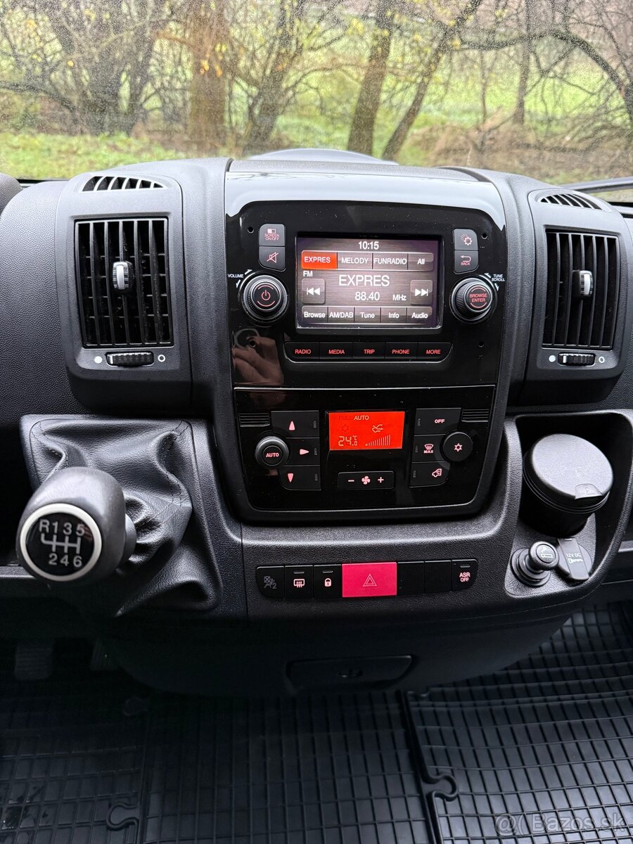 Peugeot Boxer 2.2 BlueHDi 335 L2 Pack - 17