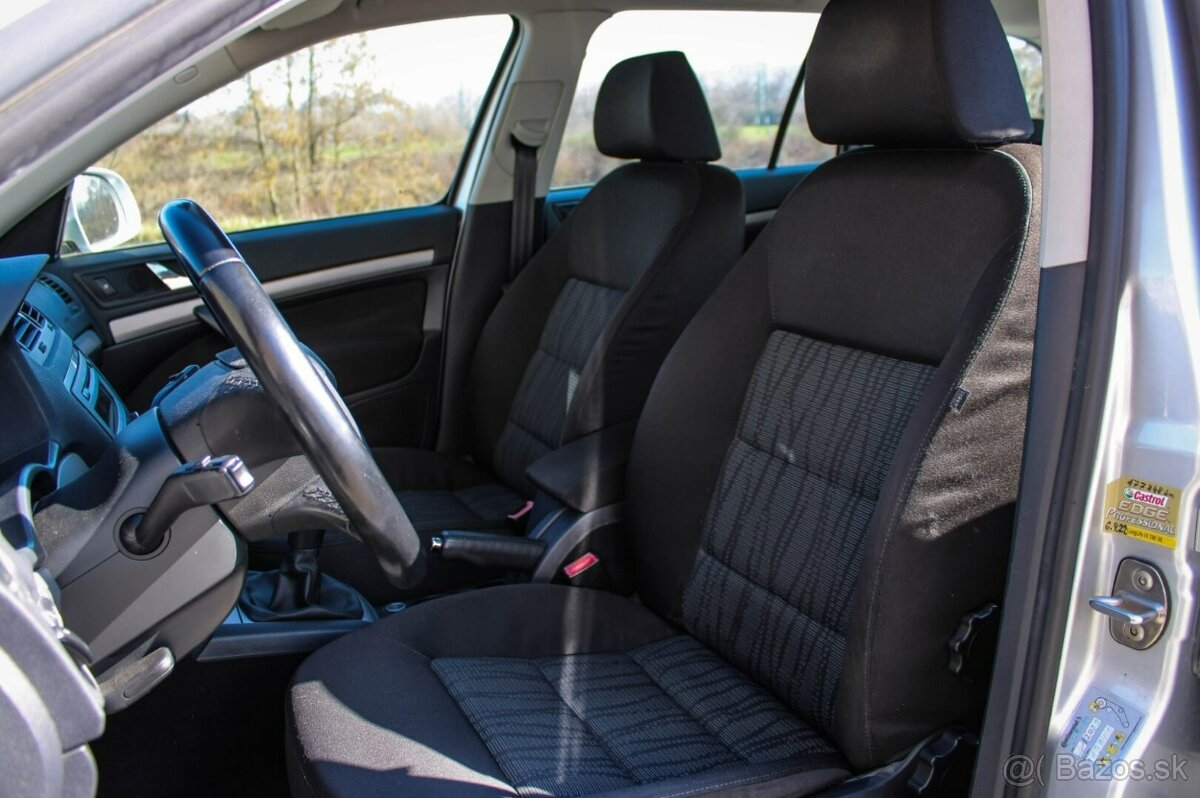 Škoda Octavia Combi 1.6 TDI CR DPF Classic - 17