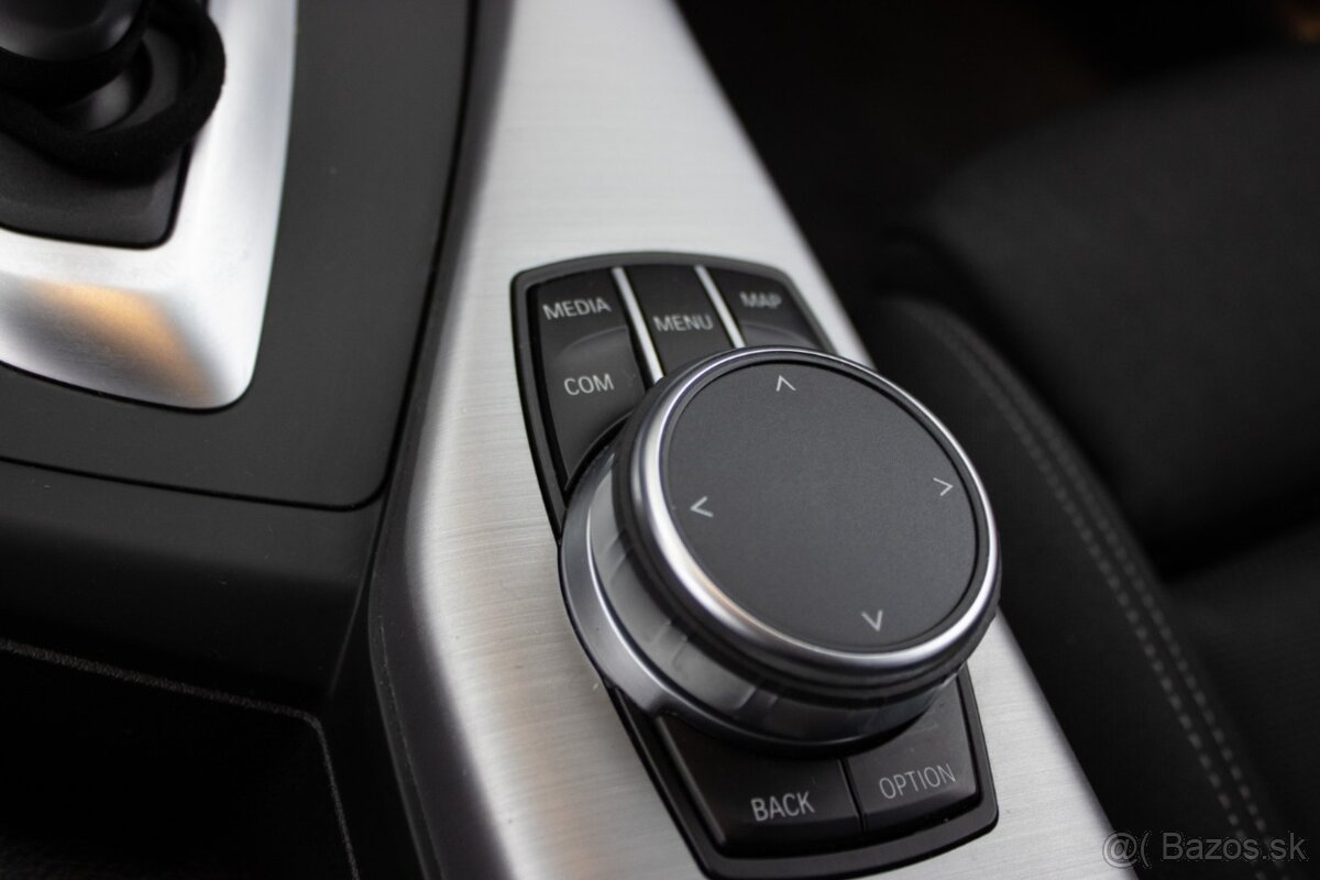 BMW Rad 1 118d A/T, 110kW, A8 - 17