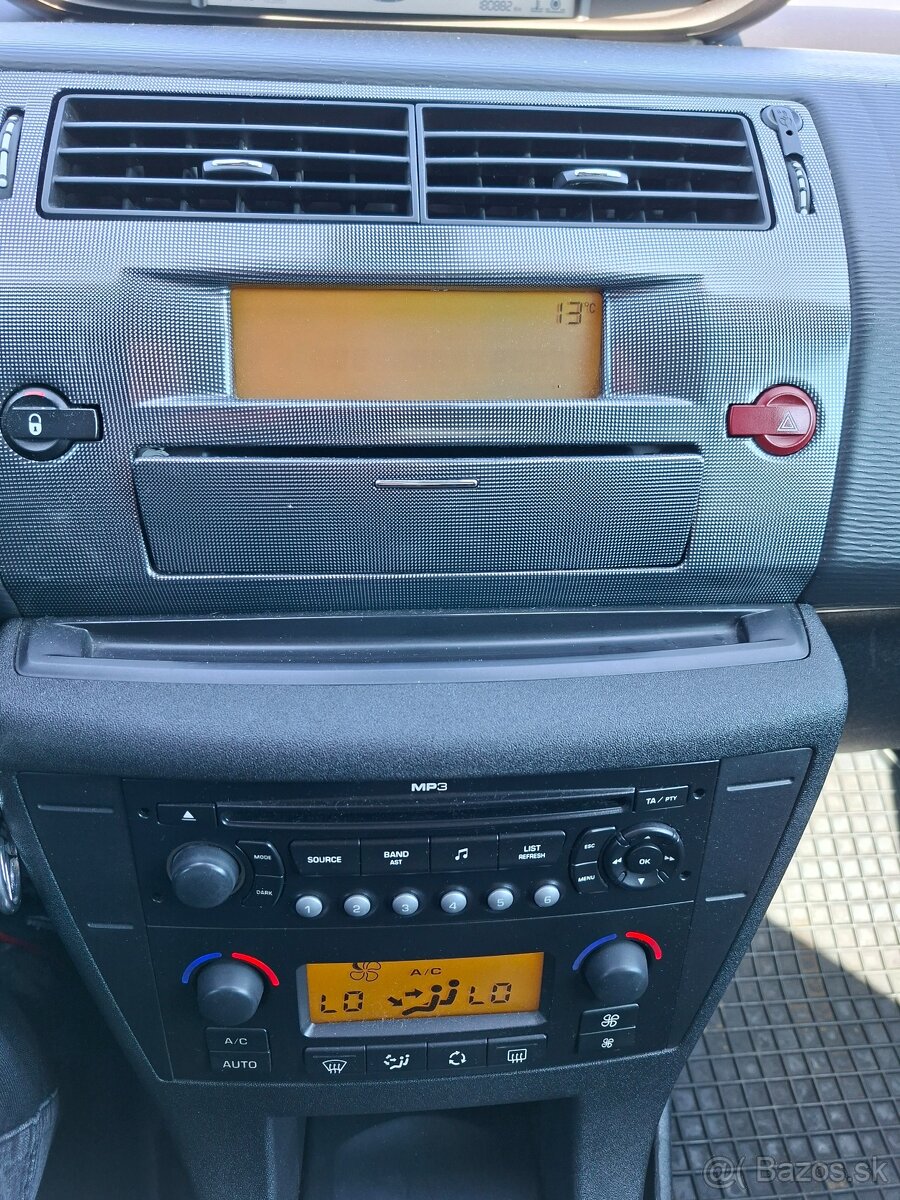 Citroen C4 1.6 16V - 17