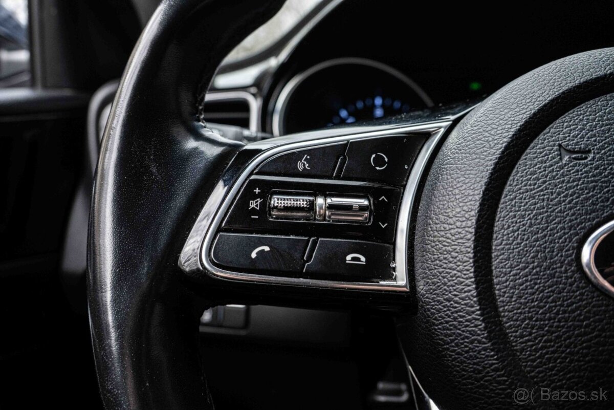 Kia Ceed 1.6 CRDi mHEV Gold A/T - 17