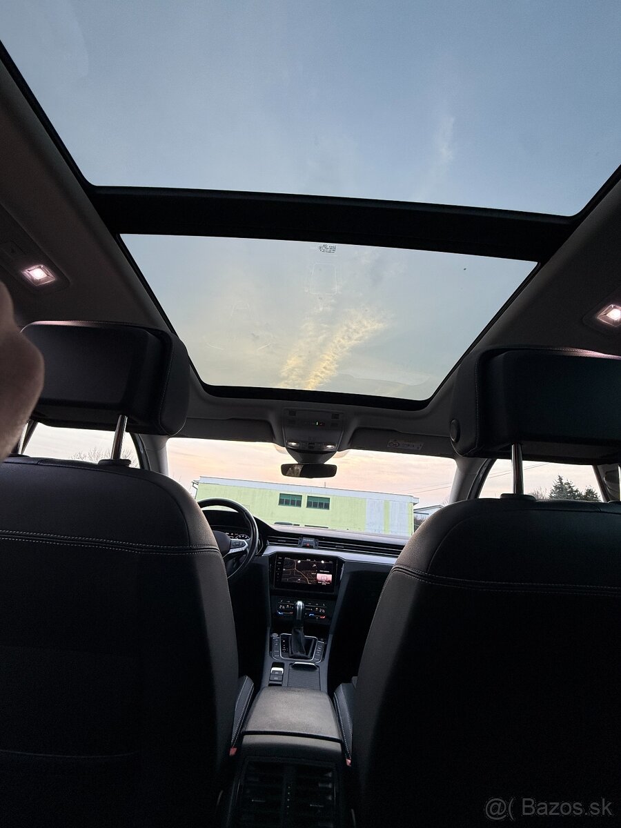 Volkswagen Passat Variant 2.0 TDI 4Motion DSG DPH SR 4x4 - 17