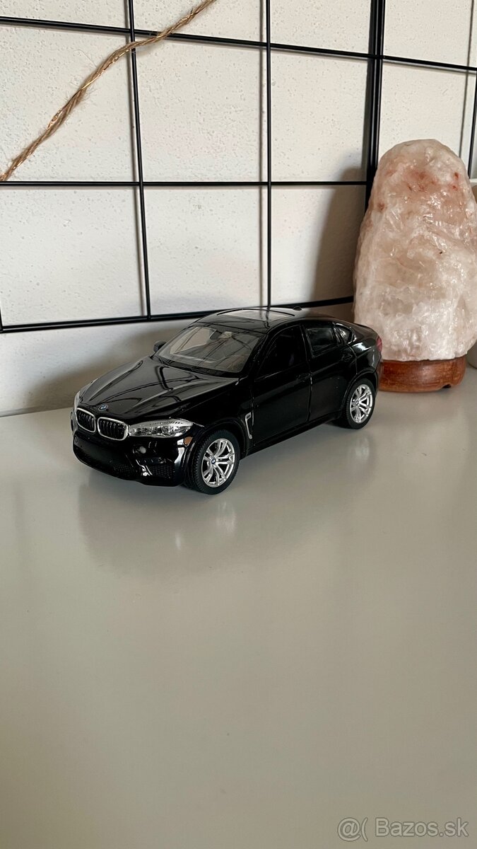 Modely 1:24 - 17