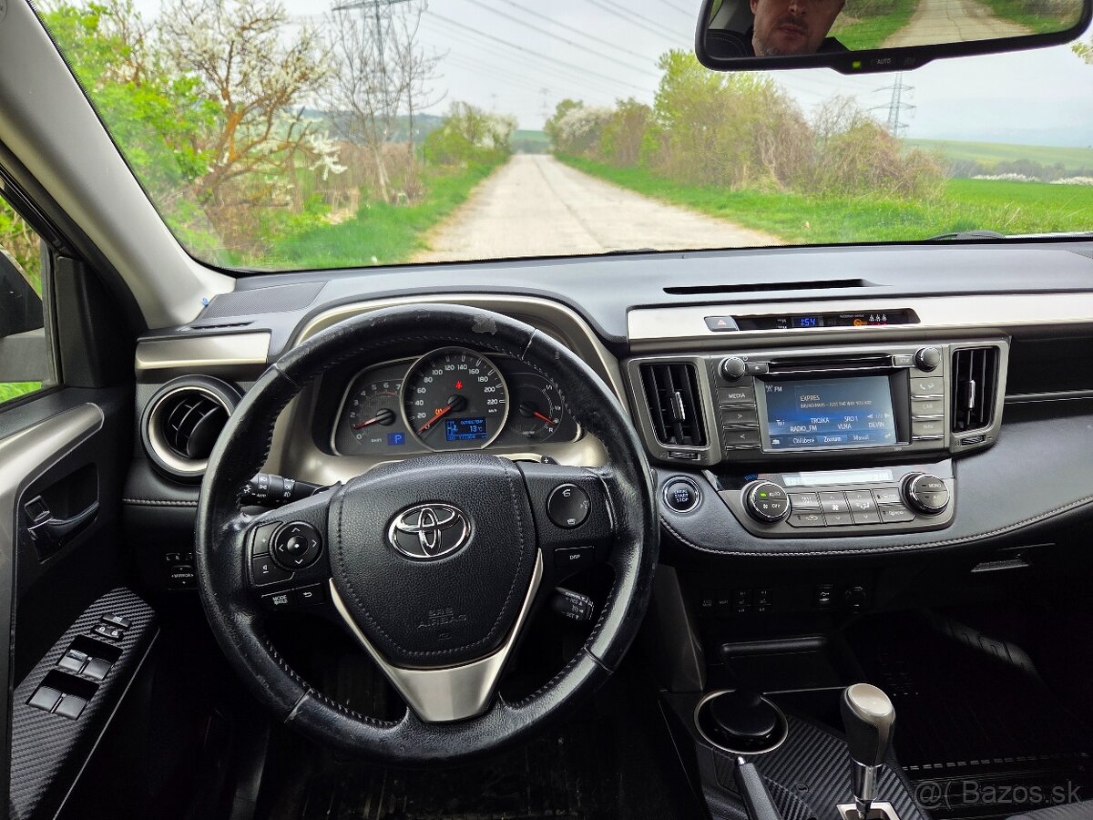 Toyota RAV 4, 2014 automat - 17