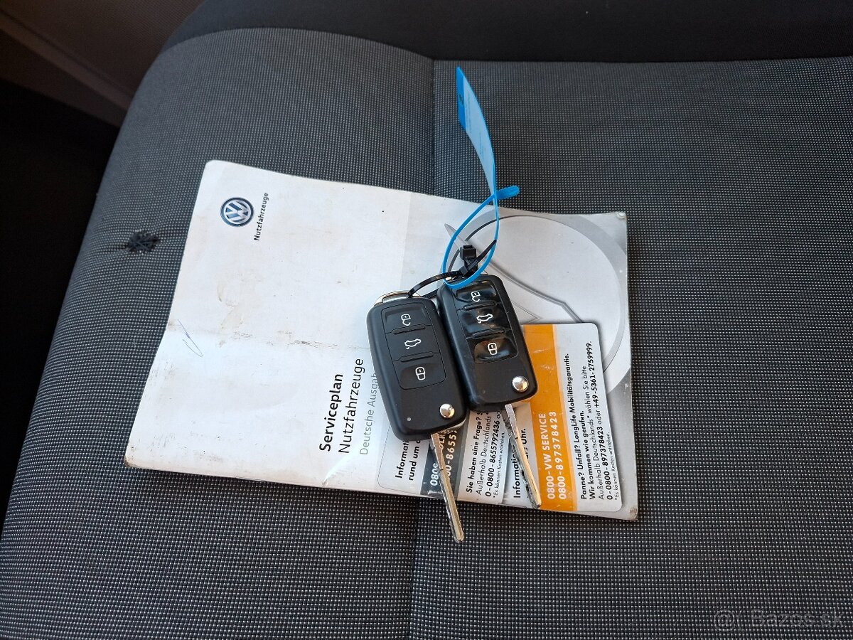 Volkswagen T6 Transporter 2,0TDI - 5 miest -2016 - 17