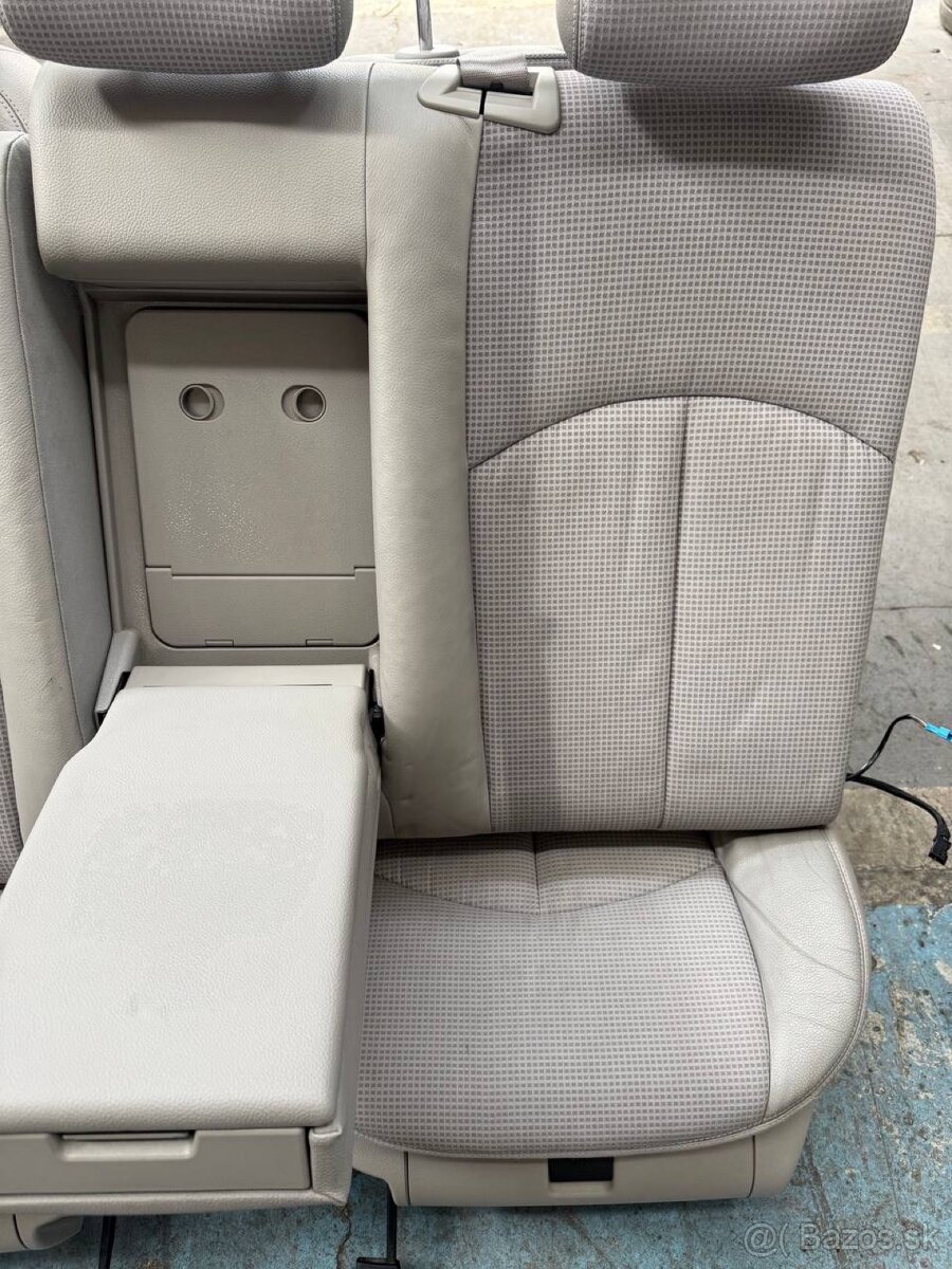 Sedadla Mercedes-Benz W211 sedan facelift - 17