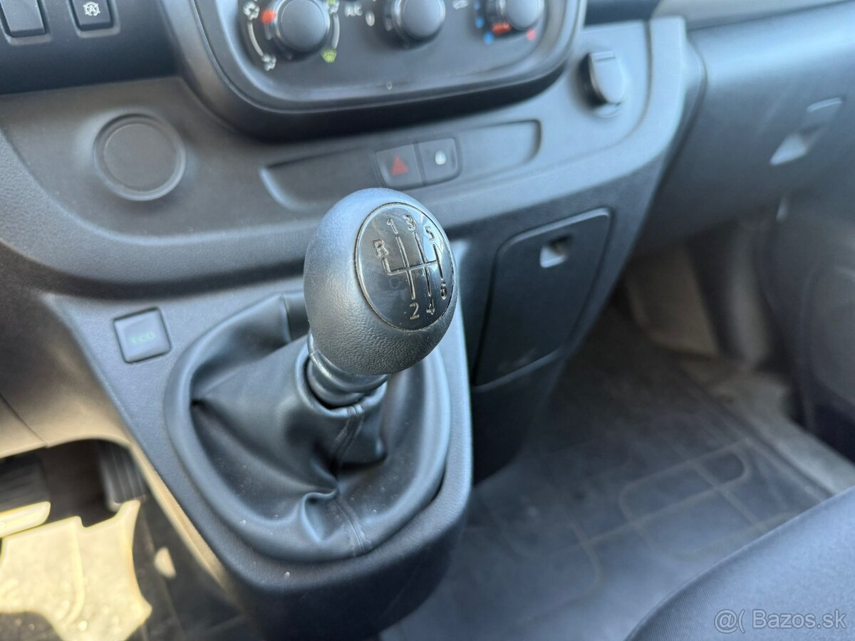 Renault Trafic 1.6D 92kW 9-miestne - 17