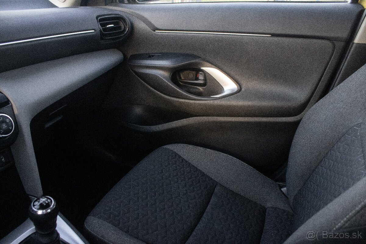 Toyota Yaris Cross 1.5 dynamic Force Active, 92kW, M6, 5d. - 17