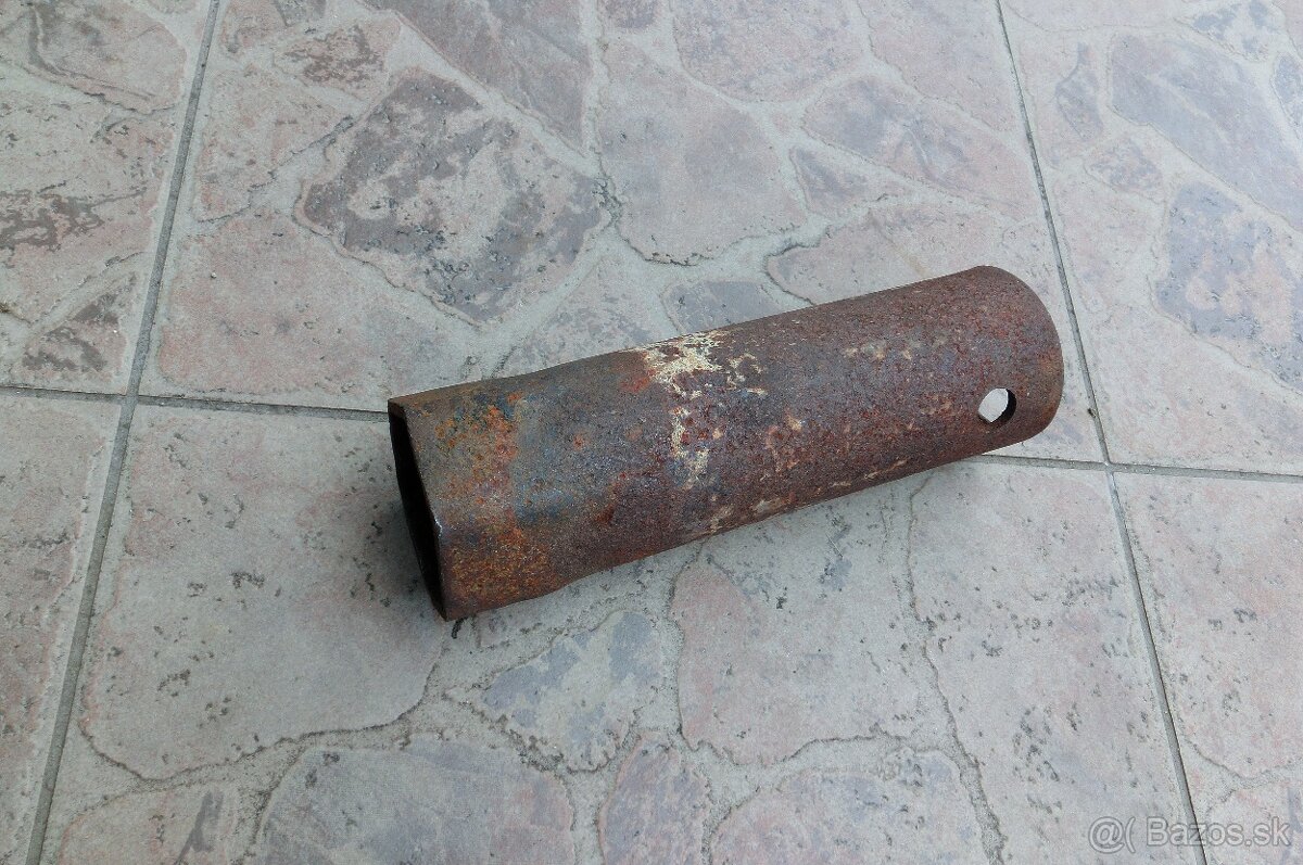 Rôzne staré retro náradie . - 17