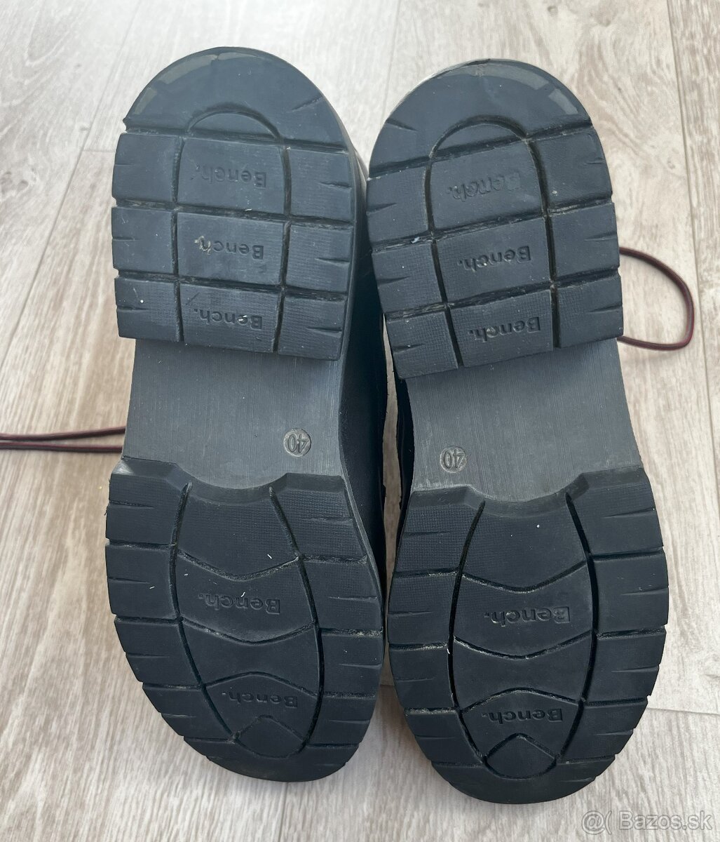 Čižmičky /zateplené topánky č. 40 - 17