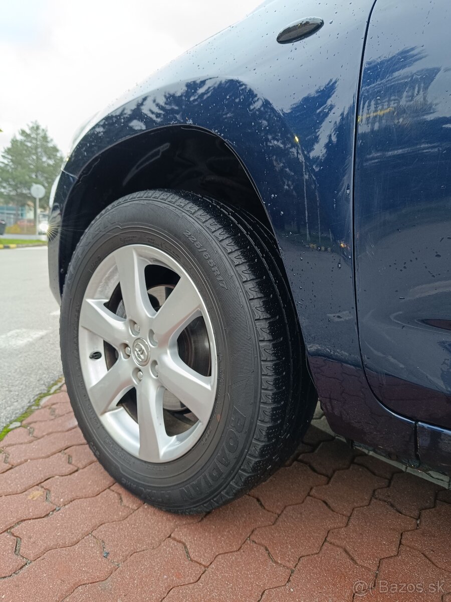 Toyota RAV4 2.0 + LPG - 17