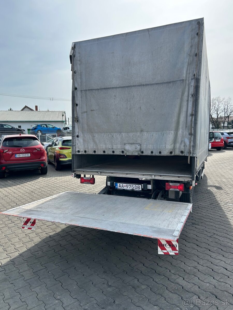 Iveco Daily 35 S 18 V - 17