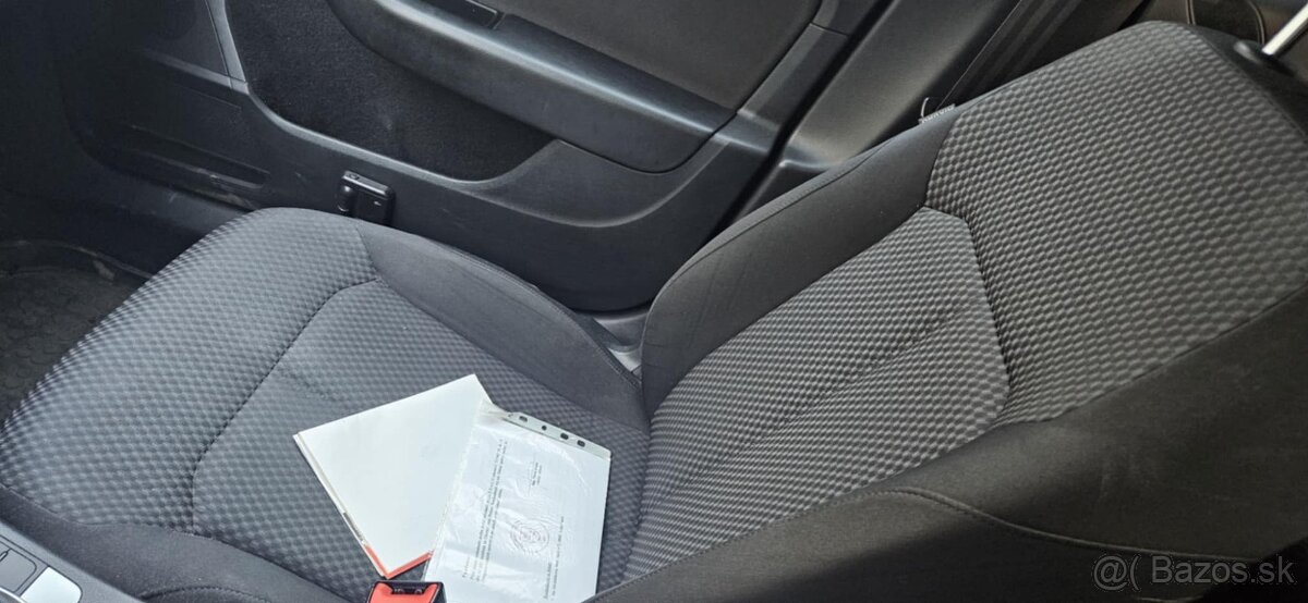 Volkswagen Passat B7 Combi (2013), Benzín+LPG, 1,4 Tsi - 17