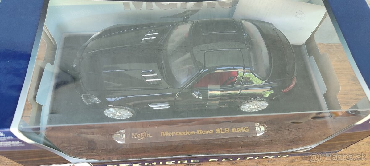 Maisto modely 1/18 - 17