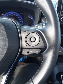 Toyota Corolla Combi 2.0 Hybrid Trek e-CVT - 17