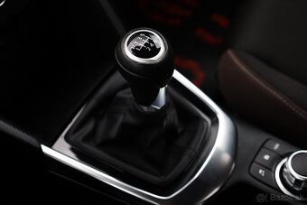 Mazda 2 1.5 Skyactiv G90 Takumi - 17