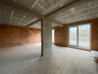 Na predaj 5 izbový rodinný dom v obci Dunajský Klátov s možn - 17