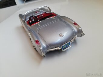 1:18 CHEVROLET Corvette , Bburago - 17