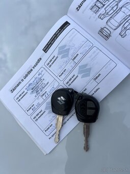 Suzuki Swift 1.3 16V benzín manuál - 17