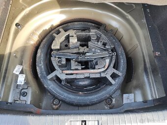 Rozpredám VW Passat b8 2.0 TDI highline - 17