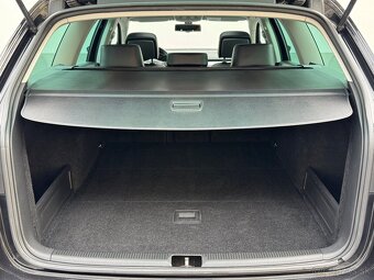 Volkswagen Passat Variant 2.0 TDI CR HIGHLINE - 17