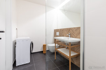 Na prenájom 2 izbový byt - Košice, Centrum - 17