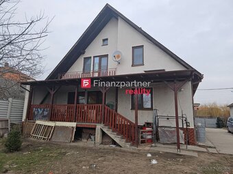 Znížená cena - Na predaj starší dvojgeneračný dom s veľkým p - 17