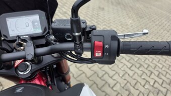 HONDA CB750 HORNET možný odpočet DPH - 17