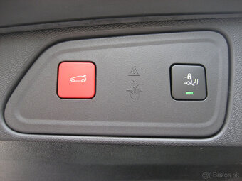 Peugeot 3008 1.5 BlueHDi 130k Allure A/T - 17