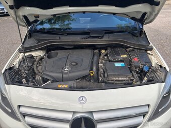 Mercedes benz B180 D 6M - 17