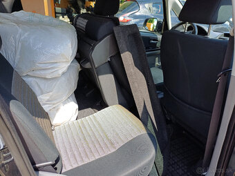 suzuki sx4,1,9did,88kw4x4,čierna met.r.v.2009,full,kup. SR - 17