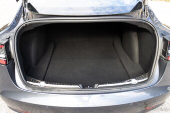 Tesla Model 3, 4X4, Long Range,124 338 km, záruka - 17