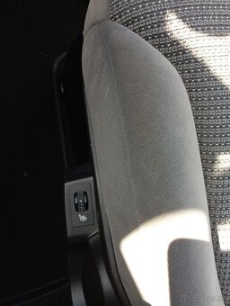 Peugeot 807 2.0 HDi - 17