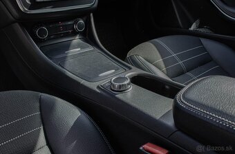 Mercedes-Benz A180 1.6 2015 - 17