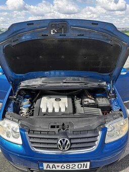 Volkswagen Touran 2,0tdi DSG - 17