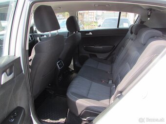 Kia Sportage 1.6 CRDi AWD Gold - 17