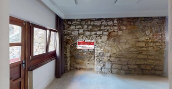 ZNÍŽENÁ CENA  (544m²) MEŠTIANSKY DOM V CENTRE SNV - 17