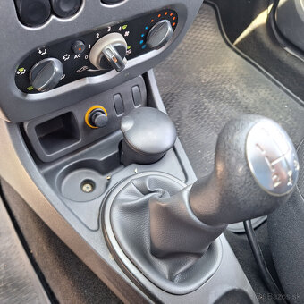 Dacia Duster 1.5 dCi 4x2 Ambiance - 17