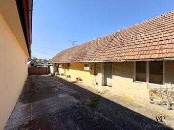 NA PREDJ RODINNÝ DOM-PODNIKATEĽSKÝ PRIESTOR, POZEMOK 826M2,  - 17