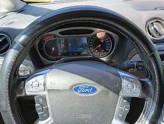 Predám Ford Galaxy - 17