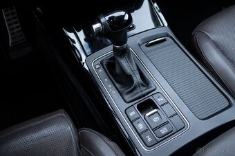 Kia Sorento 2.2 CRDi VGT 4WD ISG Platinum A/T 2017 - 17